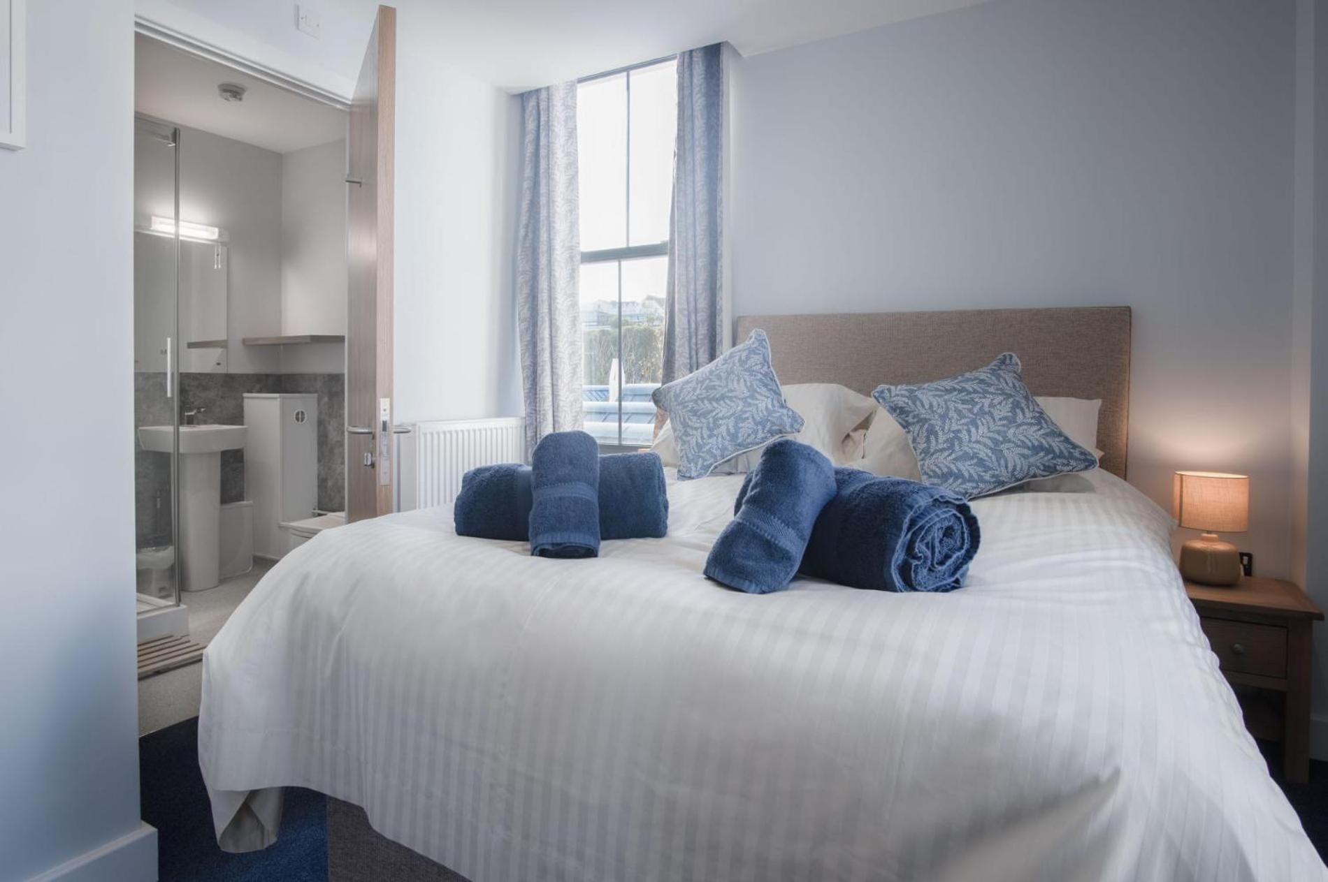 Ocean Cabins No 3 At The Square - Saundersfoot Szoba fotó
